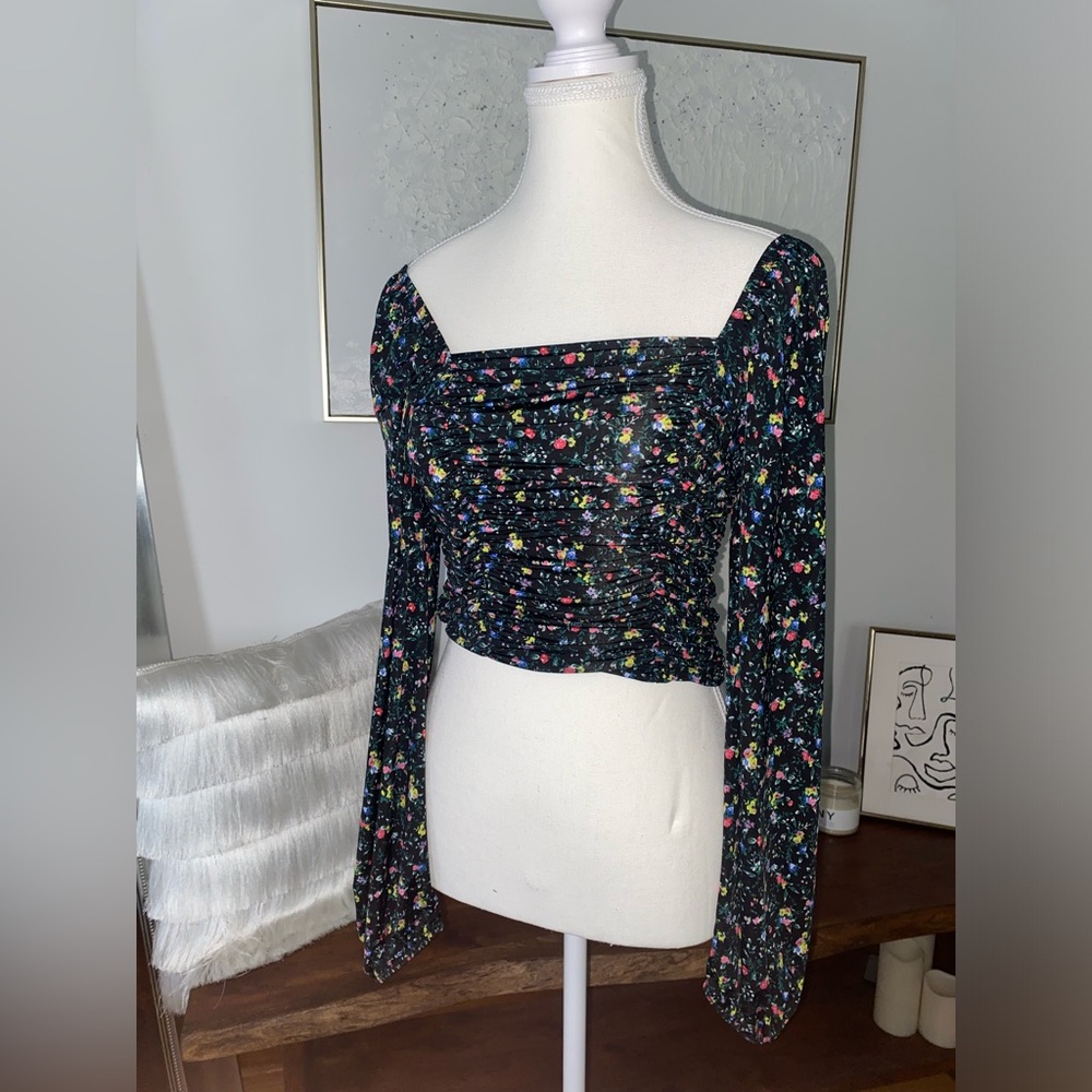 ABOUND size small floral top